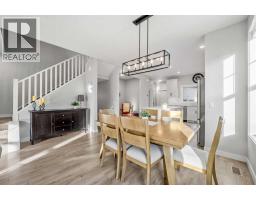 120 Treeline Manor Sw, Calgary, AB T2Y0R7 Photo 12