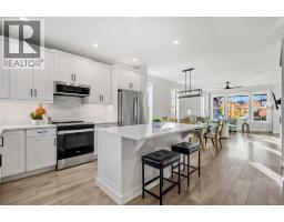120 Treeline Manor Sw, Calgary, AB T2Y0R7 Photo 14