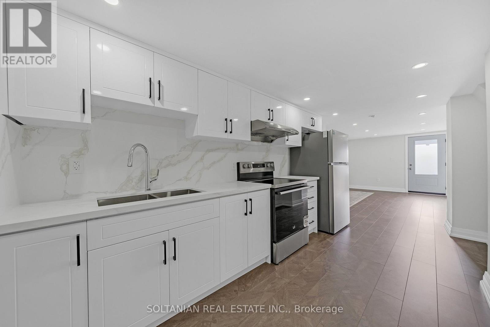 17 Trenton Avenue, Toronto, ON photo 44