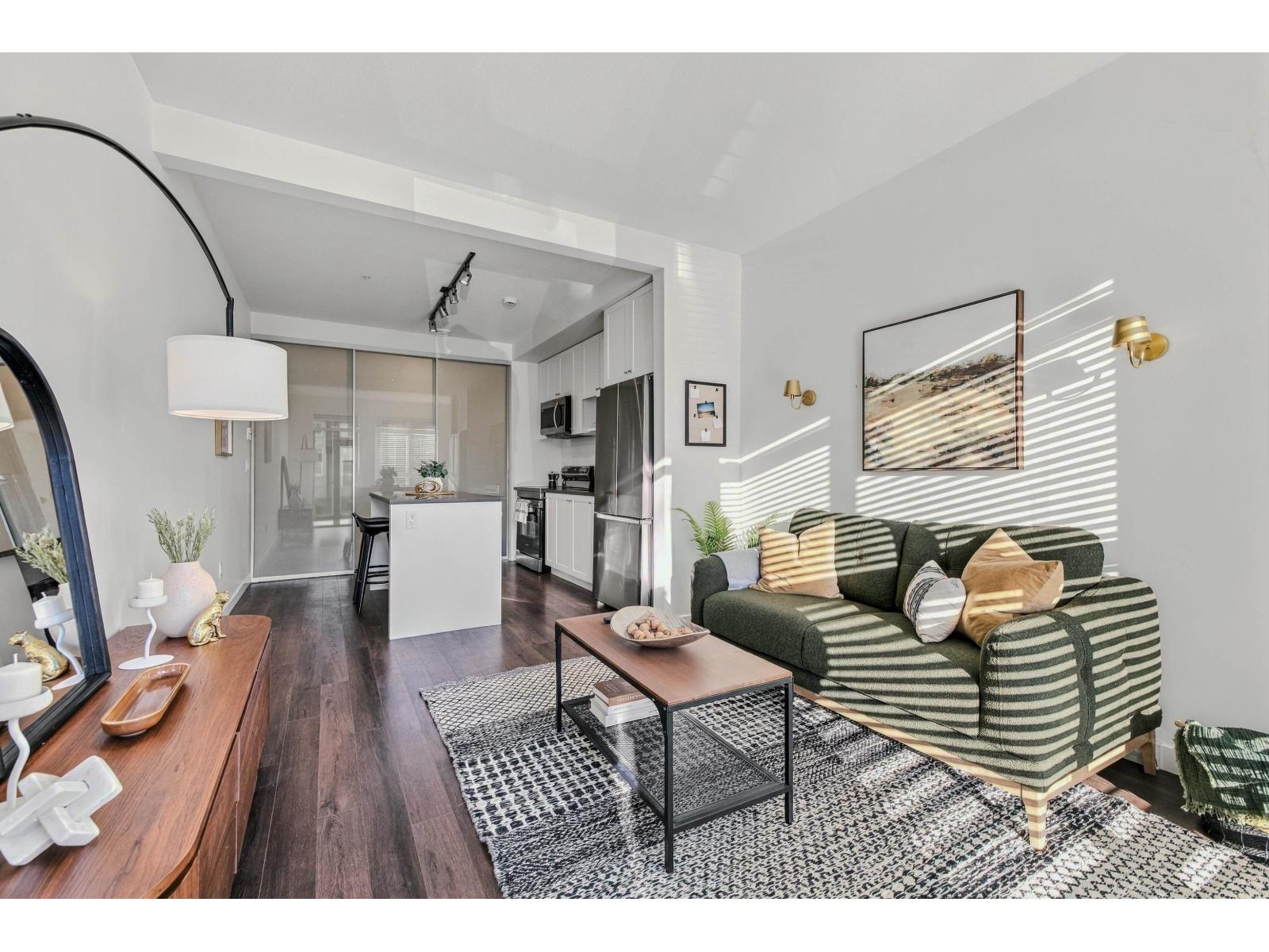 Photo of 129 8509 158 STREET 5