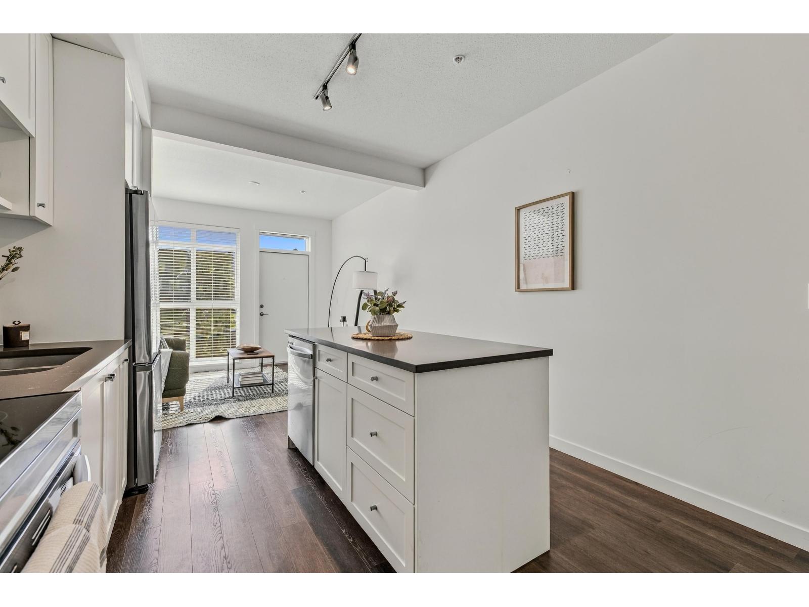 Photo of 129 8509 158 STREET 8