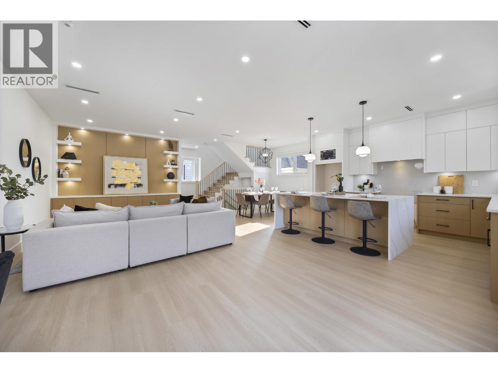 Photo of 2 7087 MARY AVENUE 20