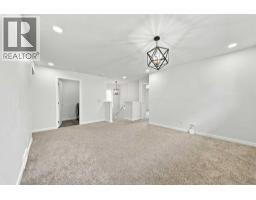 4pc Bathroom - 223 Savanna Way Ne, Calgary, AB T3J0Z9 Photo 17