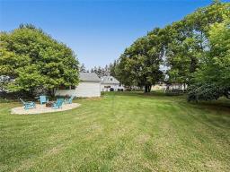 384 Queen Street E, Virden, MB R0M2C0 Photo 35