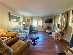 14 Crang's Trailer Court, Shilo, MB R0K2A0 Photo 8