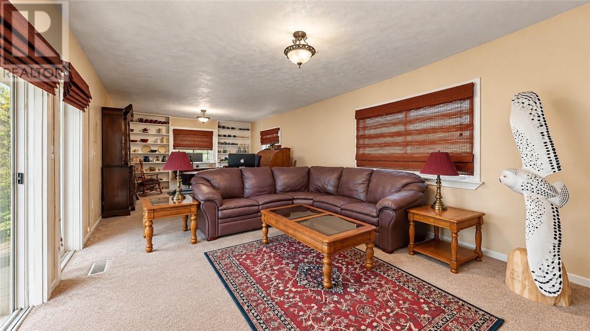 17A Silver Bay Road - 20