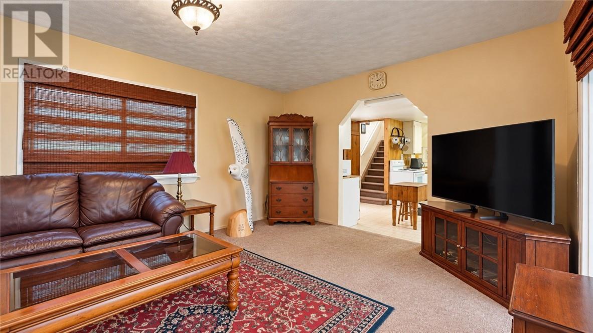 17A Silver Bay Road - 22