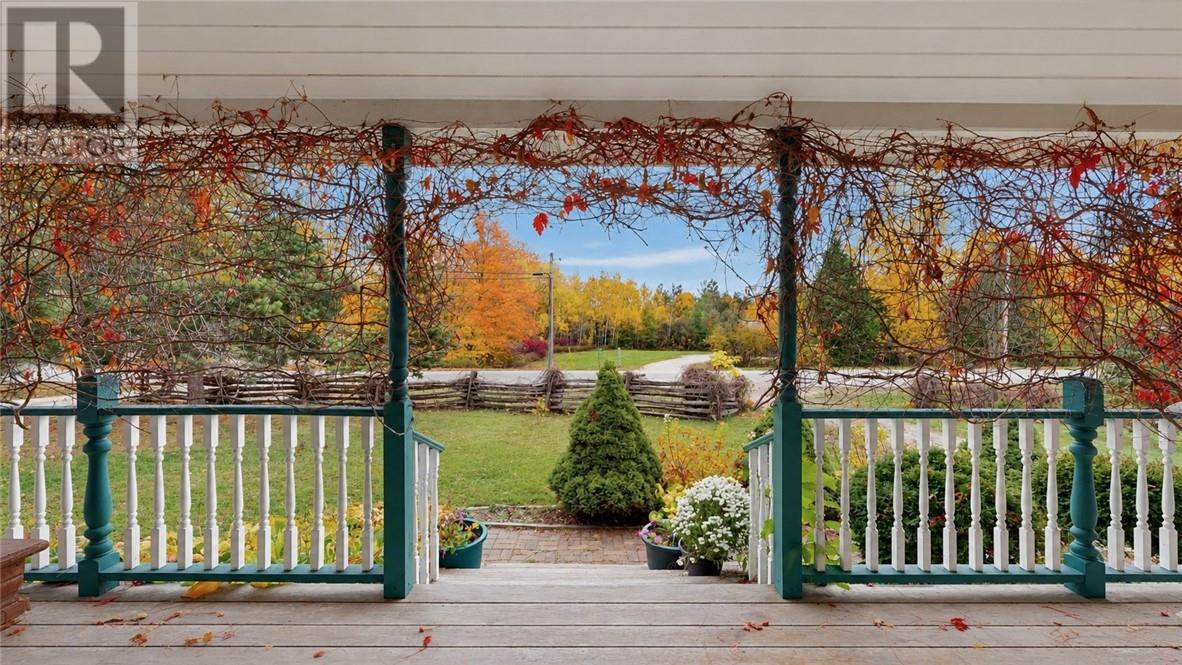 17A Silver Bay Road - 40