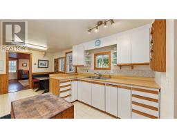 17a Silver Bay Road, Mindemoya, Manitoulin Island, ON P0P1S0 Photo 16