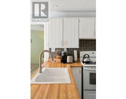265 Ridge Road, Prince Edward County, ON K0K2T0 Photo 12