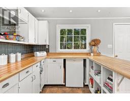 265 Ridge Road, Prince Edward County, ON K0K2T0 Photo 13
