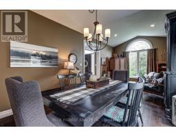 Living room - 2058 Westpoint Heights, London South, ON N6P0A3 Photo 8