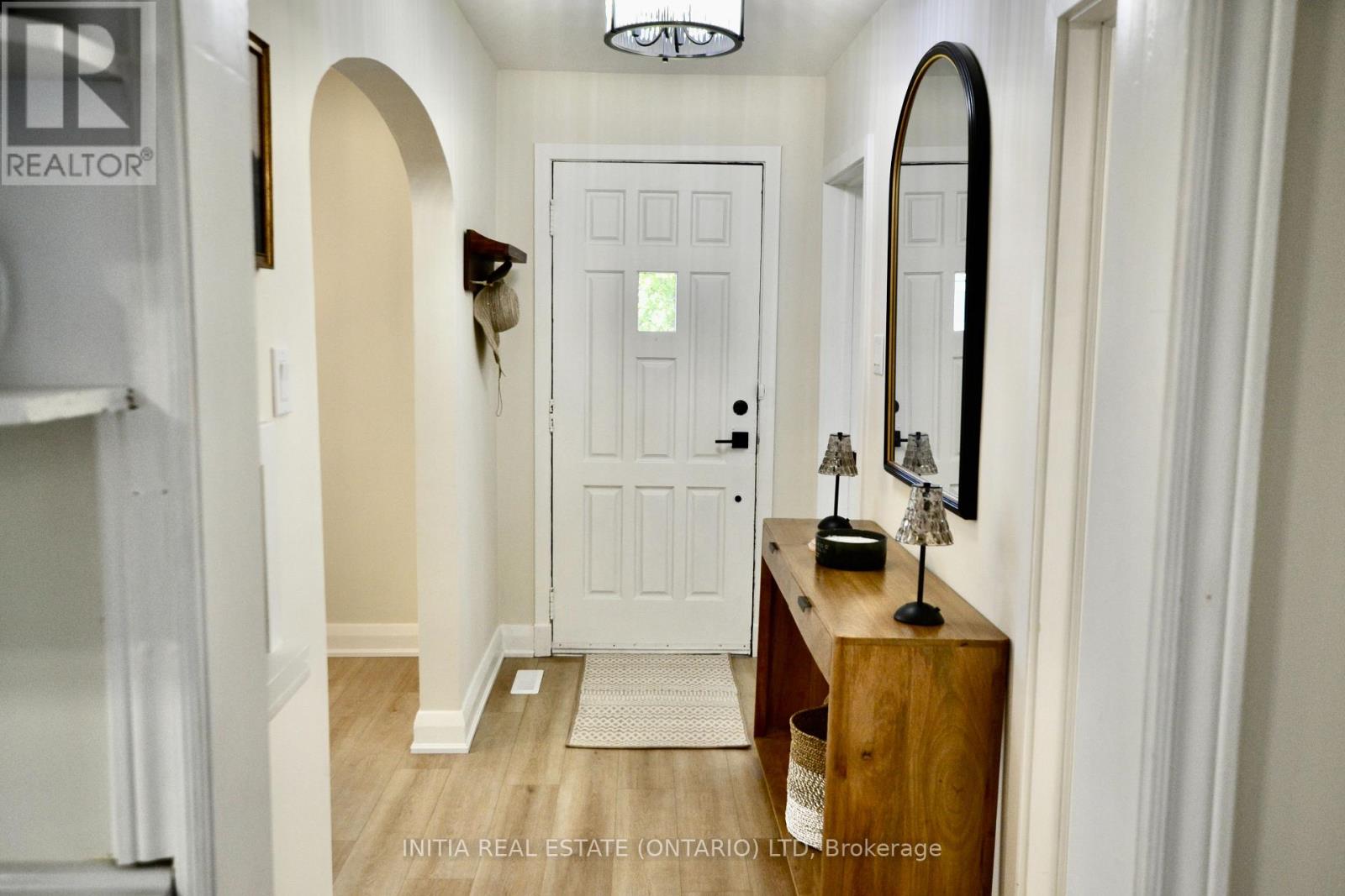 486 HALE STREET - 3