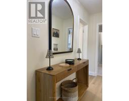 Bathroom - 486 Hale Street, London East, ON N5W1G4 Photo 9
