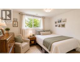 442 Blythwood Place Unit# B, Waterloo, ON N2L4A3 Photo 8
