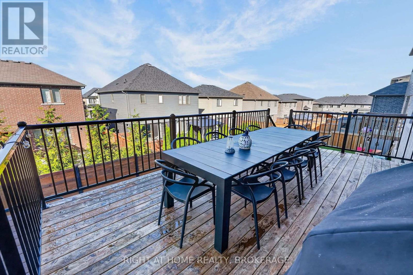 4069 BROCK STREET N - 41