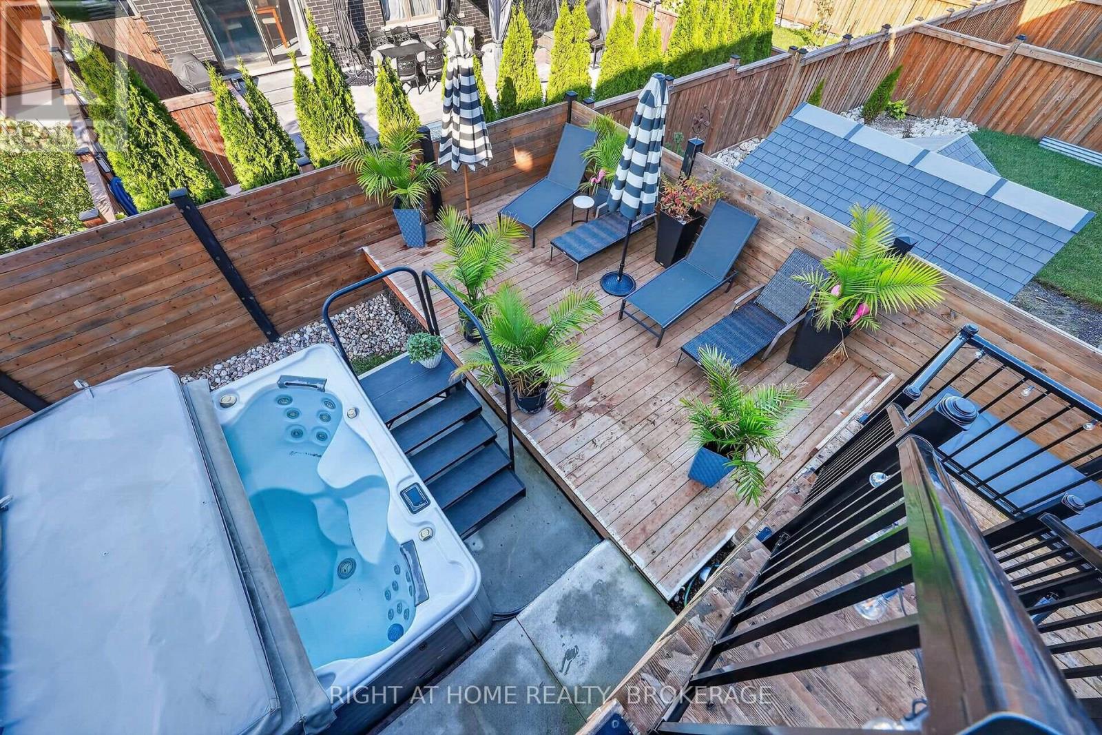 4069 BROCK STREET N - 43