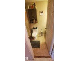 4514 35a Av Nw, Edmonton, AB T6L4T1 Photo 8