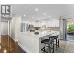 1949 Taylor Street, Port Coquitlam, BC V3C4M1 Photo 8