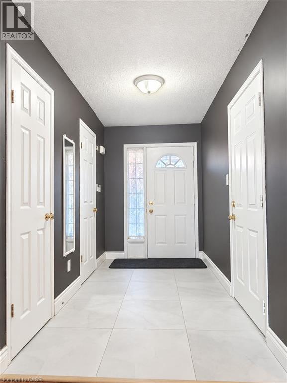 52 ISABELLA Street — photo 3
