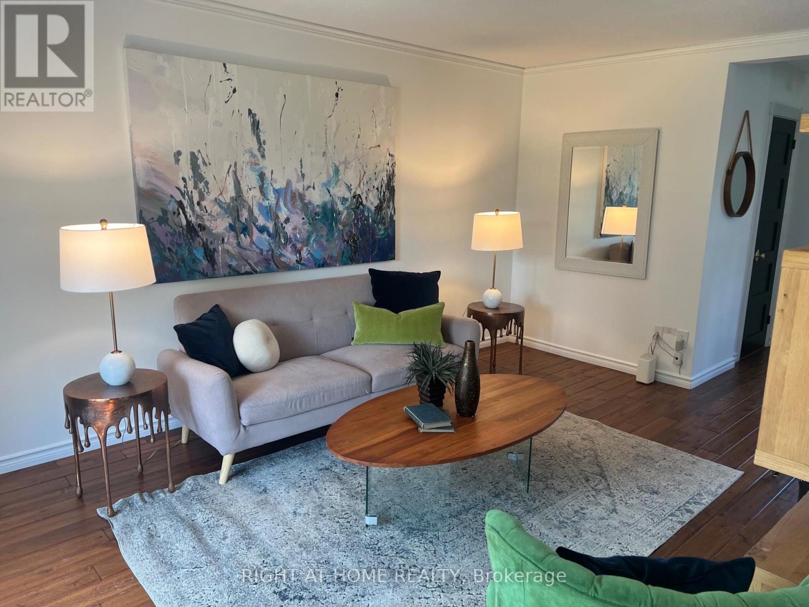 Living Rm