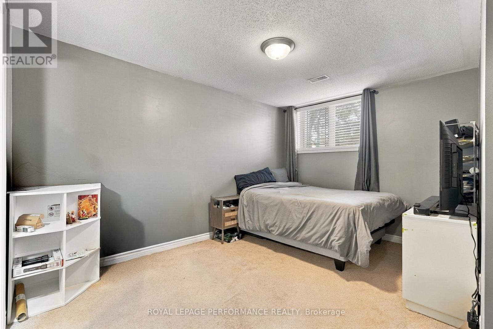 50 - 80 Brentmore Private