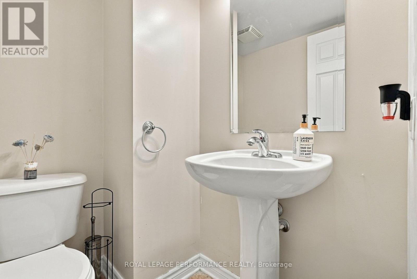 50 - 80 Brentmore Private