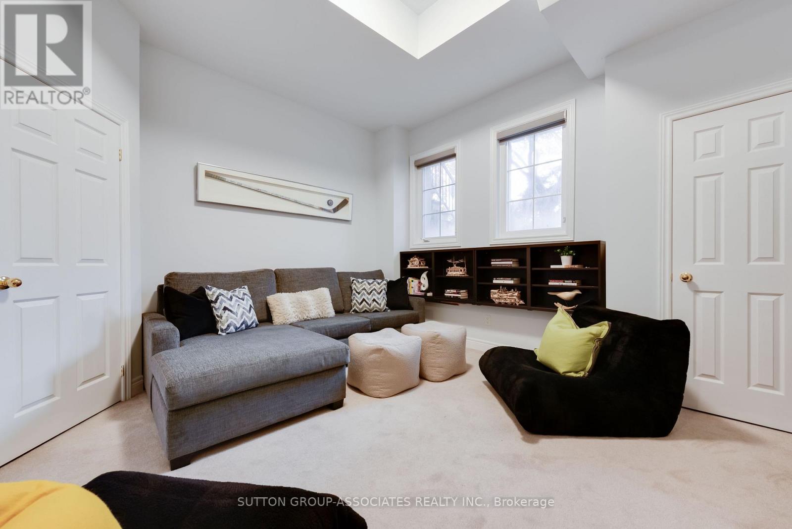 2B ALCINA AVENUE - 24