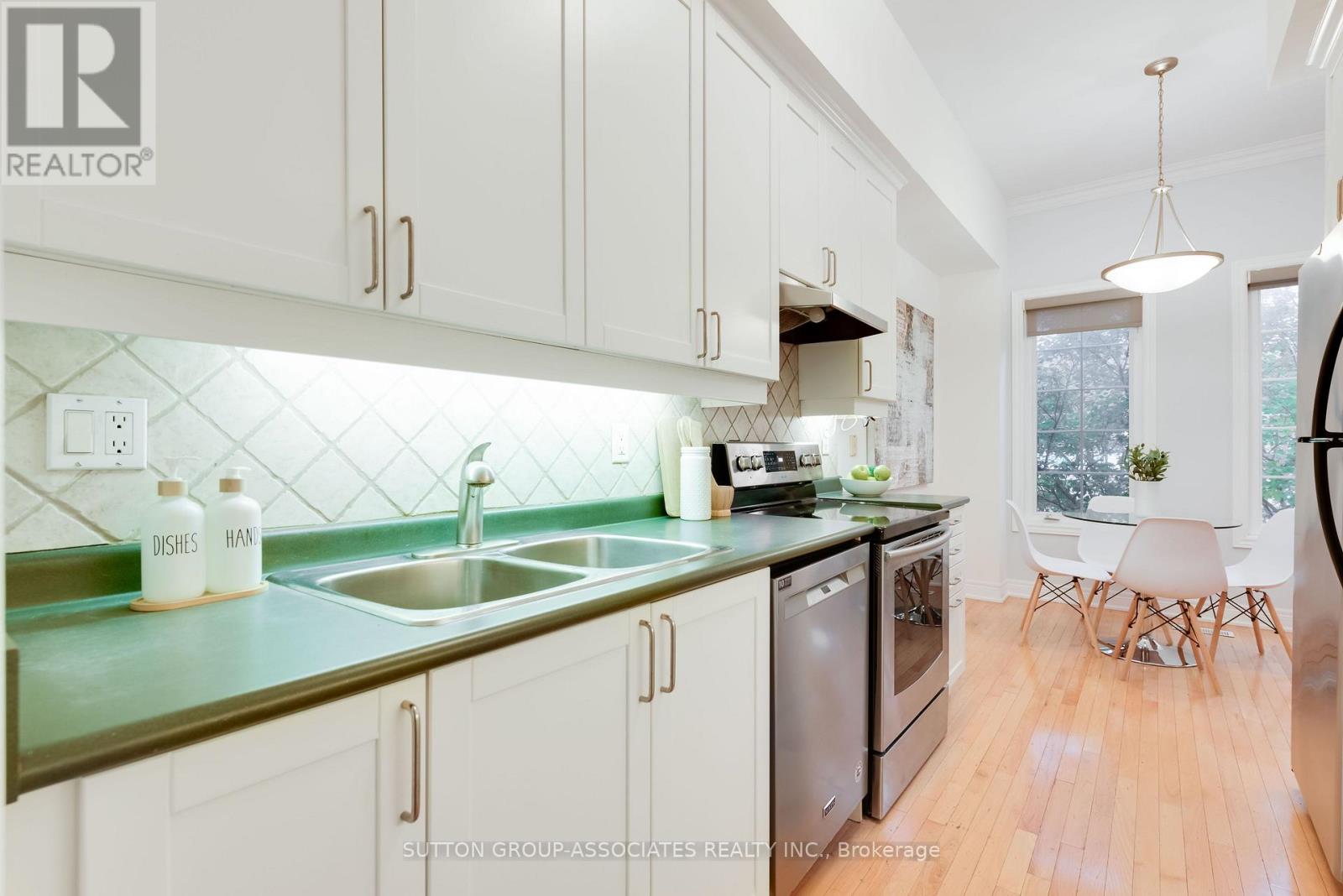 2B ALCINA AVENUE - 7