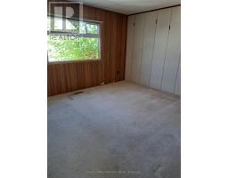 Sunroom - 2 Velma Street, Strathroy Caradoc, ON N7G0C5 Photo 6