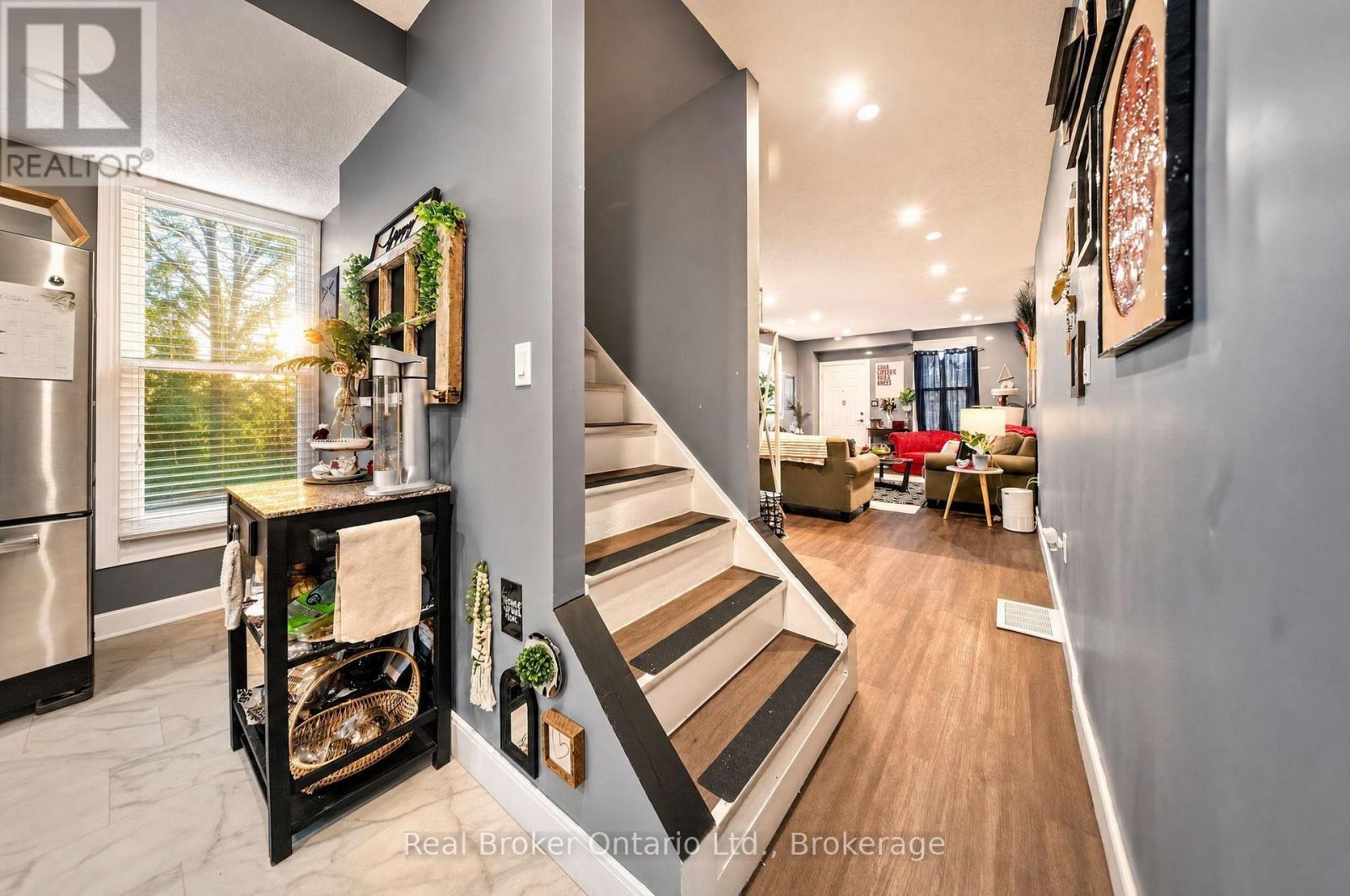 139 SUPERIOR STREET - 7
