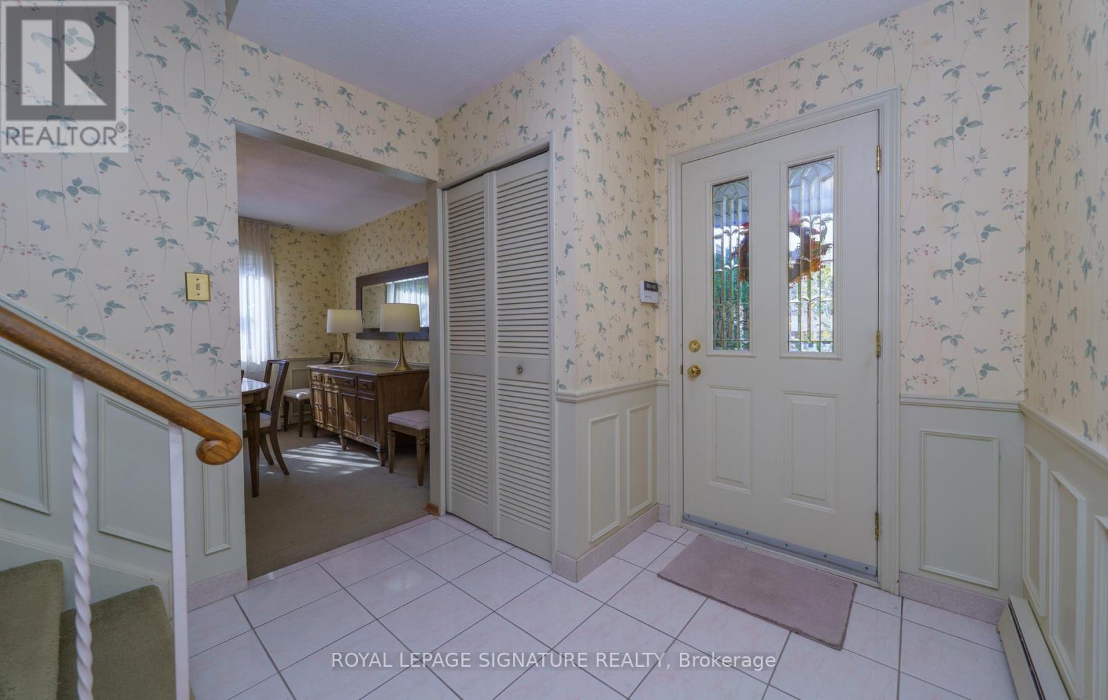 19 CASTLE HILL DRIVE - 3