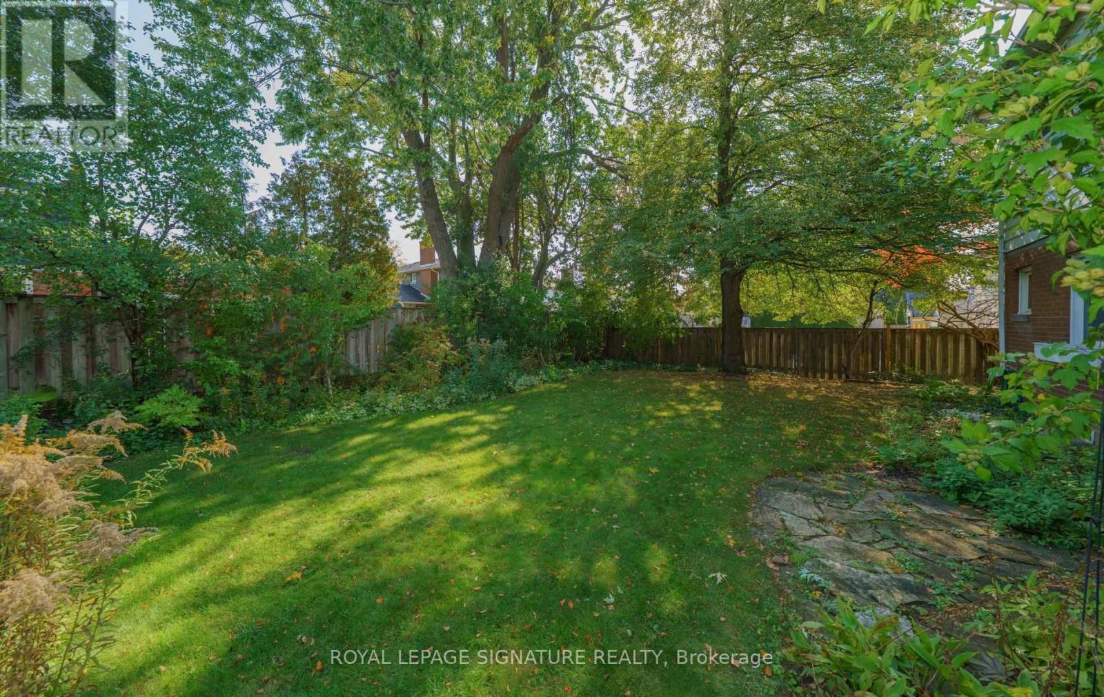 19 CASTLE HILL DRIVE - 47