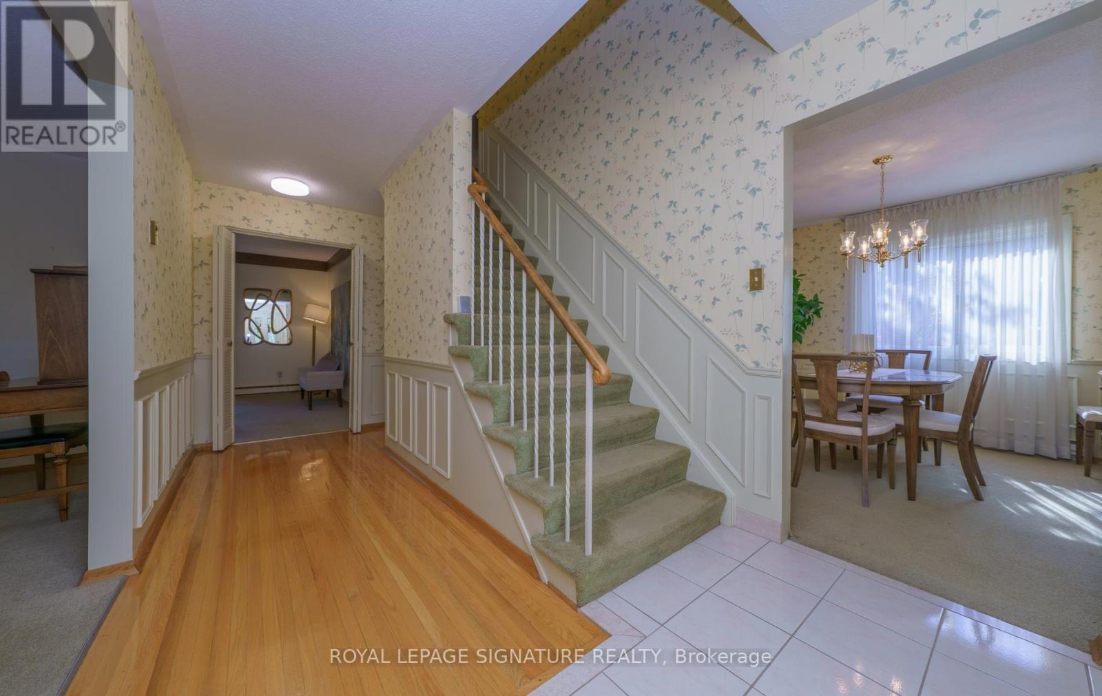 19 CASTLE HILL DRIVE - 5