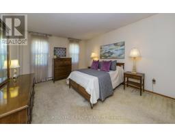 19 Castle Hill Drive, Toronto, ON M1T2Y2 Photo 24
