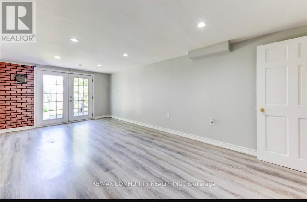 BSMT - 822 CENTRAL PARK BOULEVARD N, Oshawa (Centennial) — photo 4