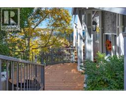 50 Beach Road, photo 4
