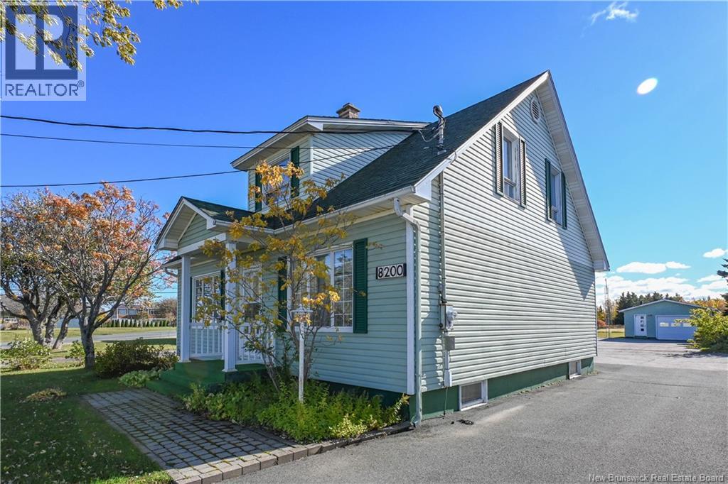 8200 Saint-Paul Street photo 3