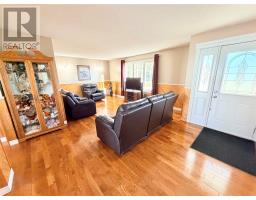 37 Larch Avenue thumbnail 14