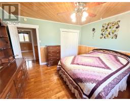 37 Larch Avenue thumbnail 24