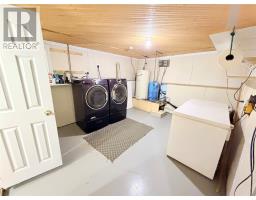 37 Larch Avenue thumbnail 28
