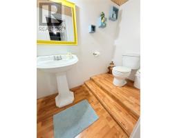37 Larch Avenue thumbnail 29