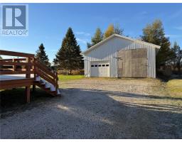 37 Larch Avenue thumbnail 4