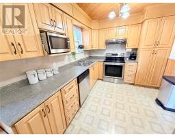 37 Larch Avenue thumbnail 6