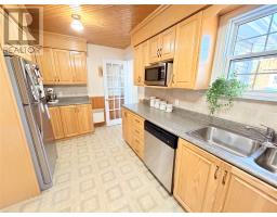 37 Larch Avenue thumbnail 7