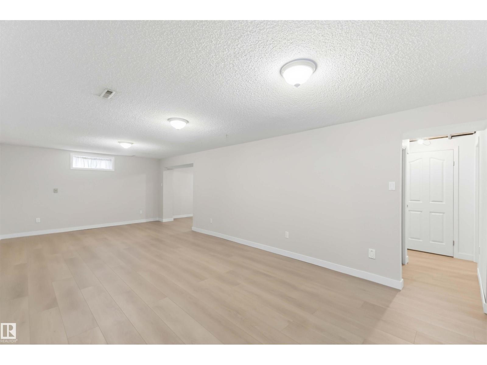 6207 146 Avenue NW, photo 36
