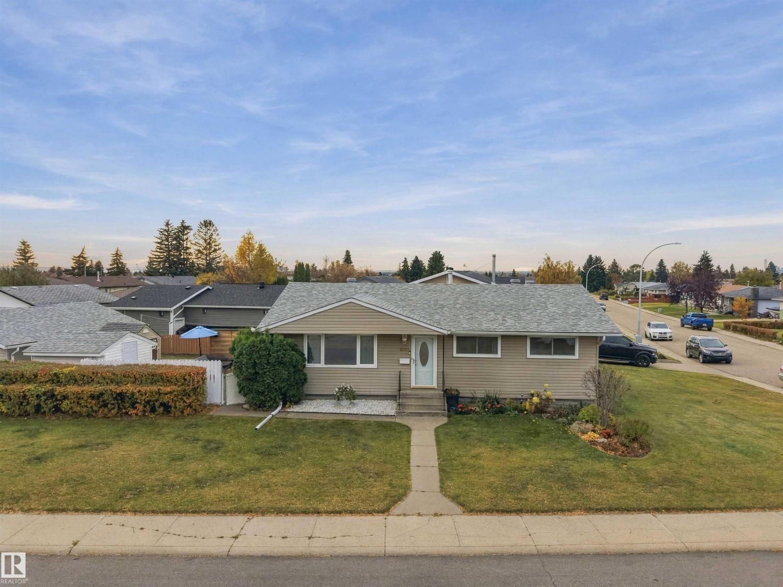 6207 146 Avenue NW, photo 54