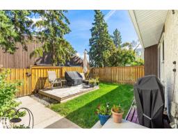 Bedroom 2 - 6522 184 St Nw, Edmonton, AB T5T2P1 Photo 6