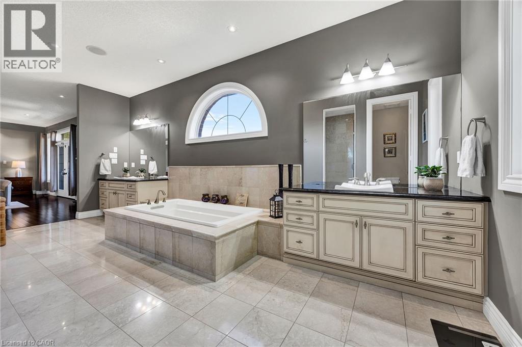 315 RIDEAU RIVER Place - 21