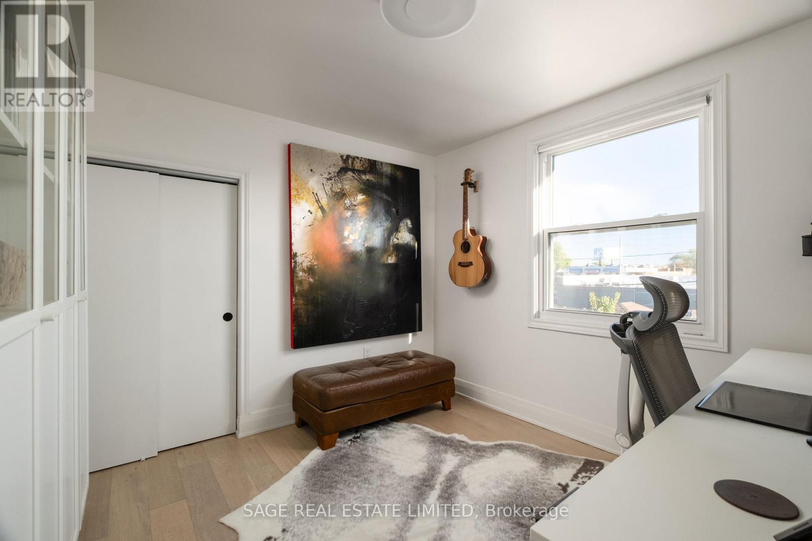 11 MAPLE BOULEVARD - 23